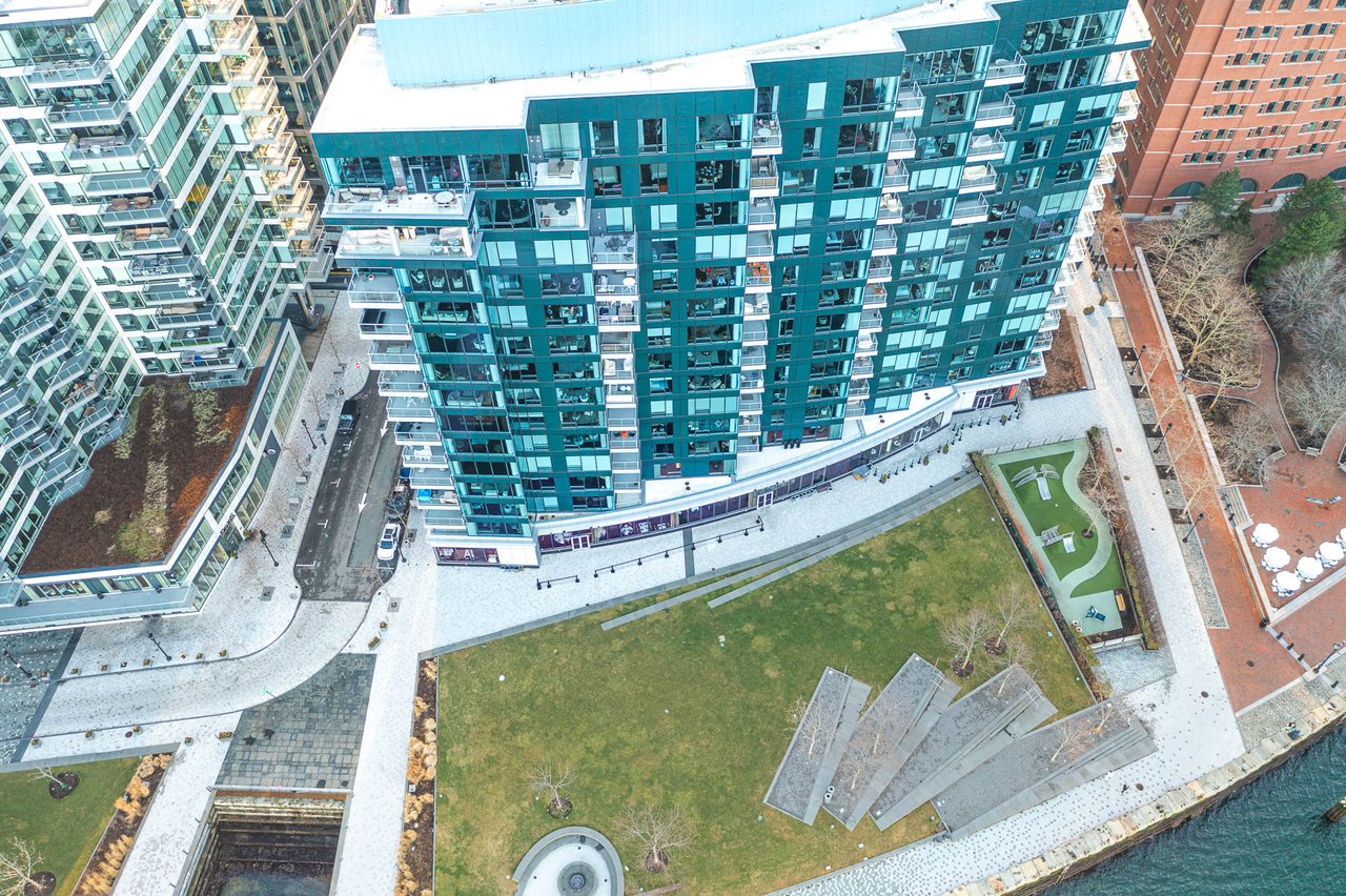 Seaport District