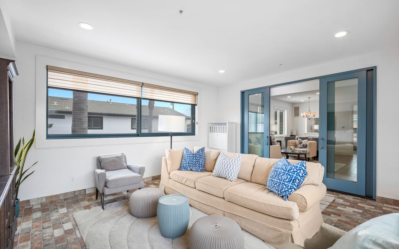 422 Heliotrope Avenue Unit: B