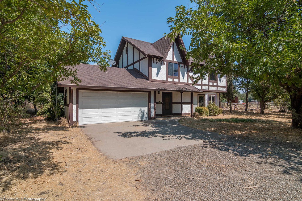 19010 Laurel Way