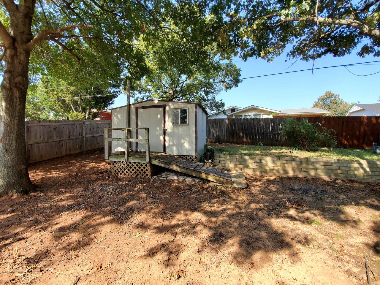 3 Dakota Dr