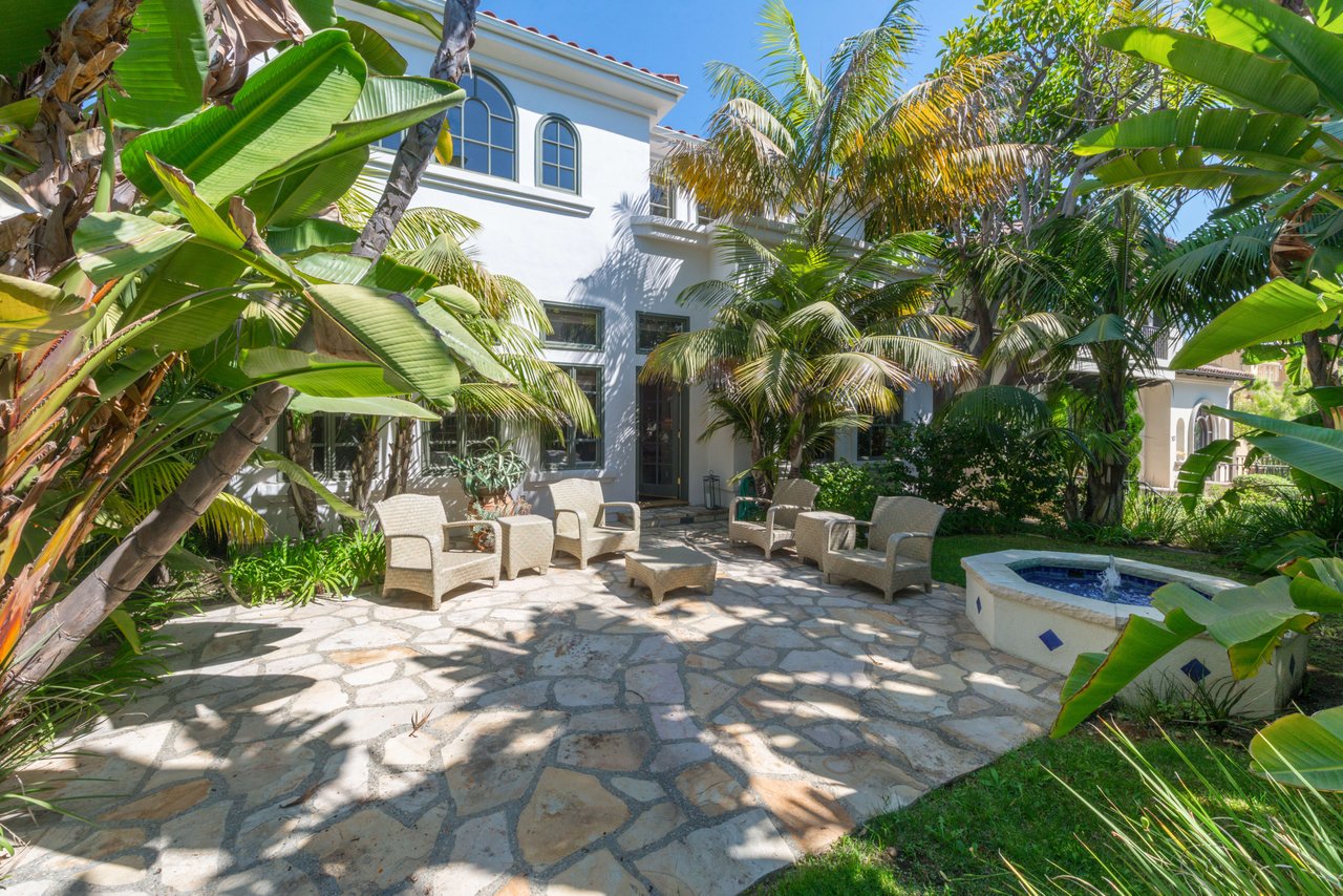 1208 Marguerita Ave