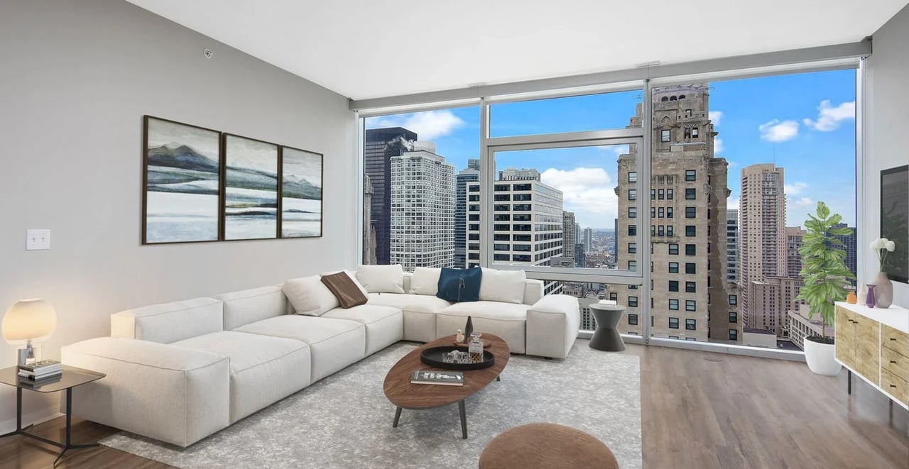 200 E Illinois St