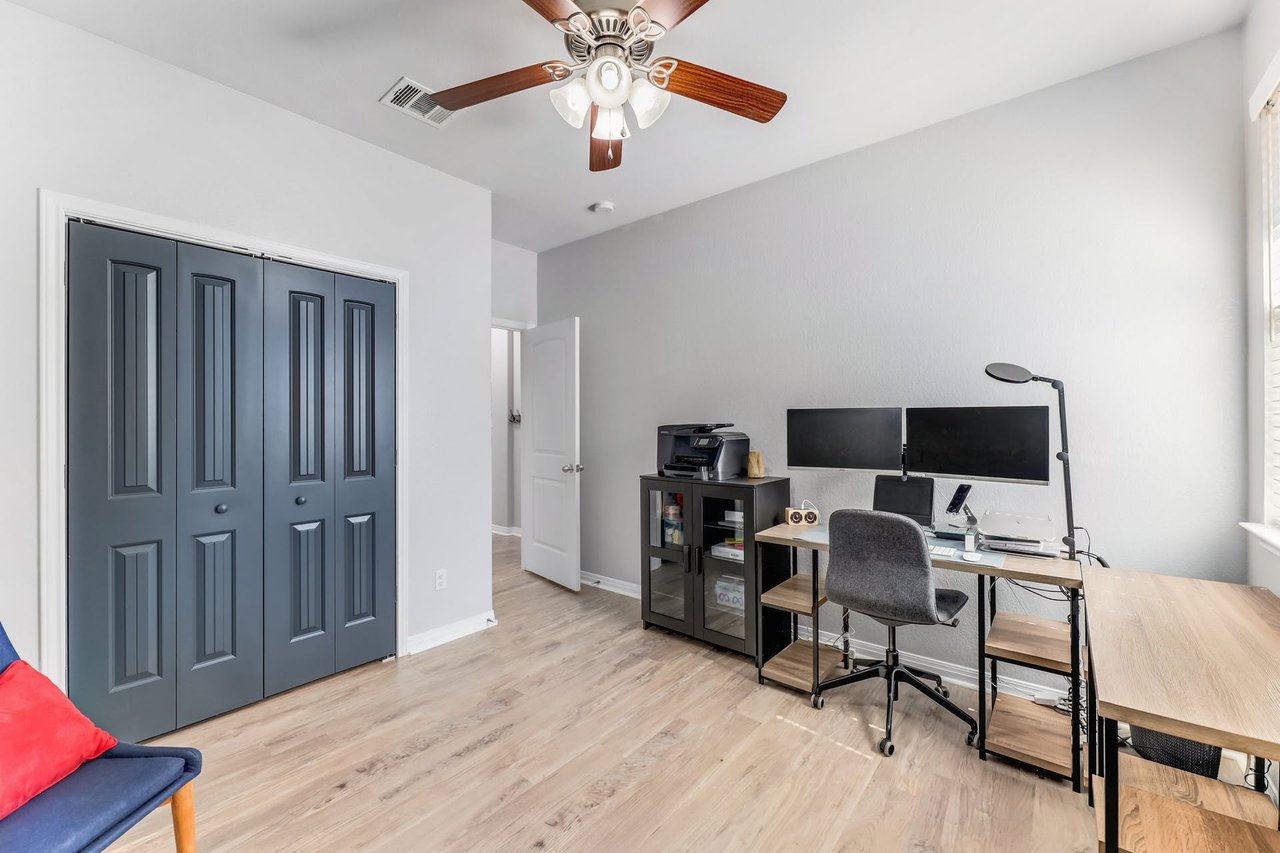 941 Hyde Park Dr, Round Rock, Texas 78665