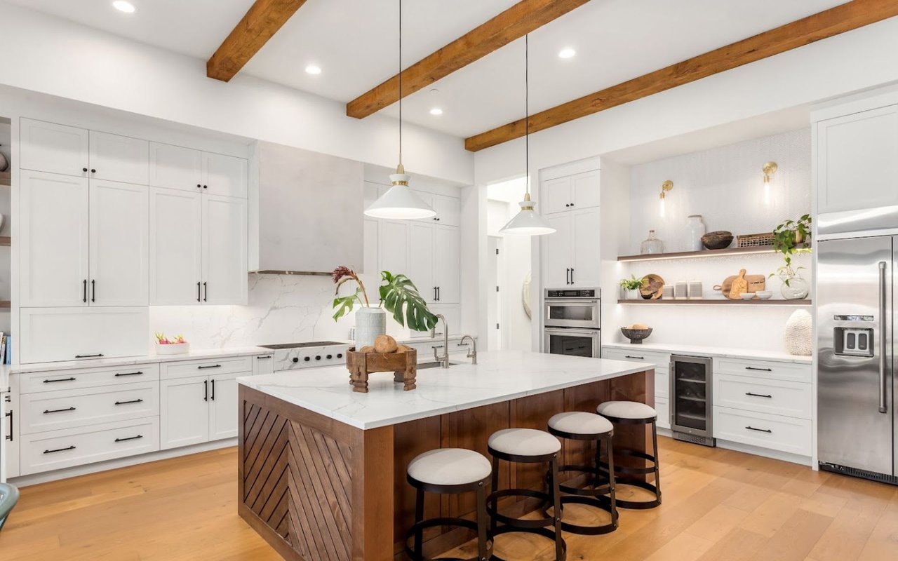 Ultra-Luxury Home Design Trends for 2025 cover