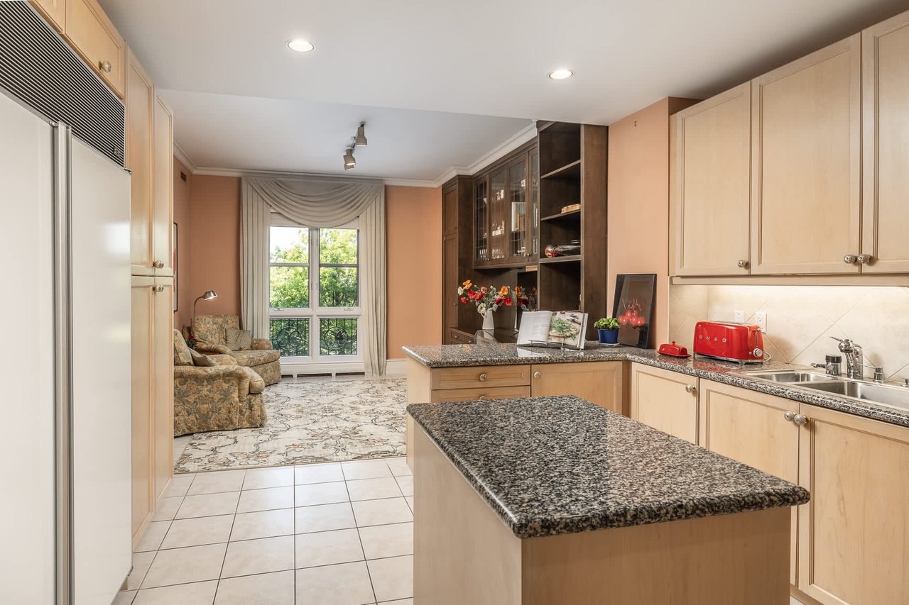 Bridle Path Meets Lawrence Park Grand Condo