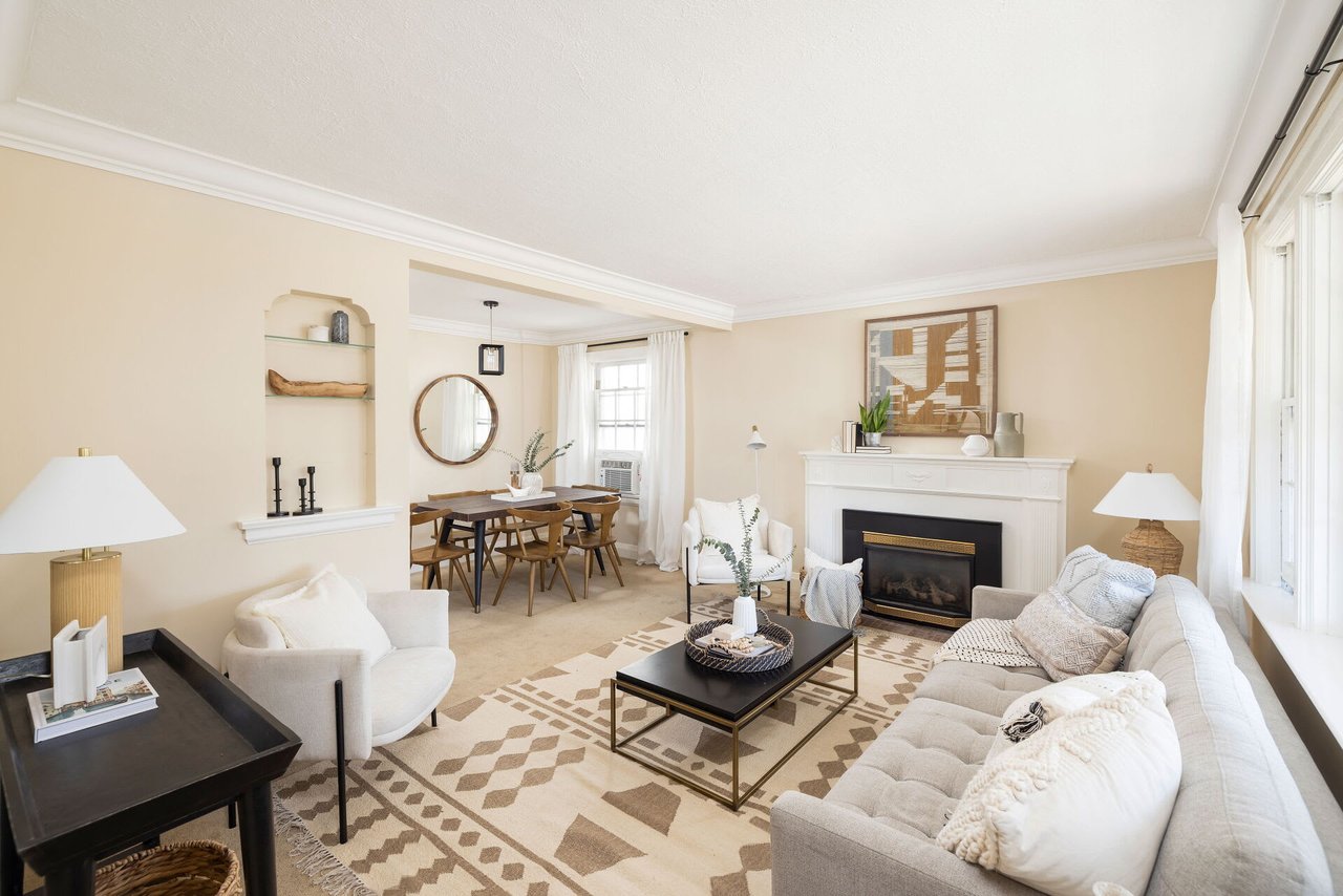 34 Hunt Club Dr