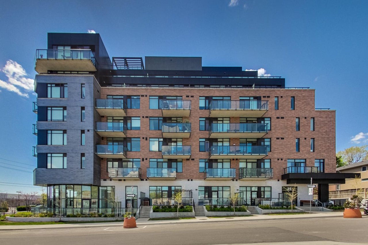 25 Malcolm Rd 502  
