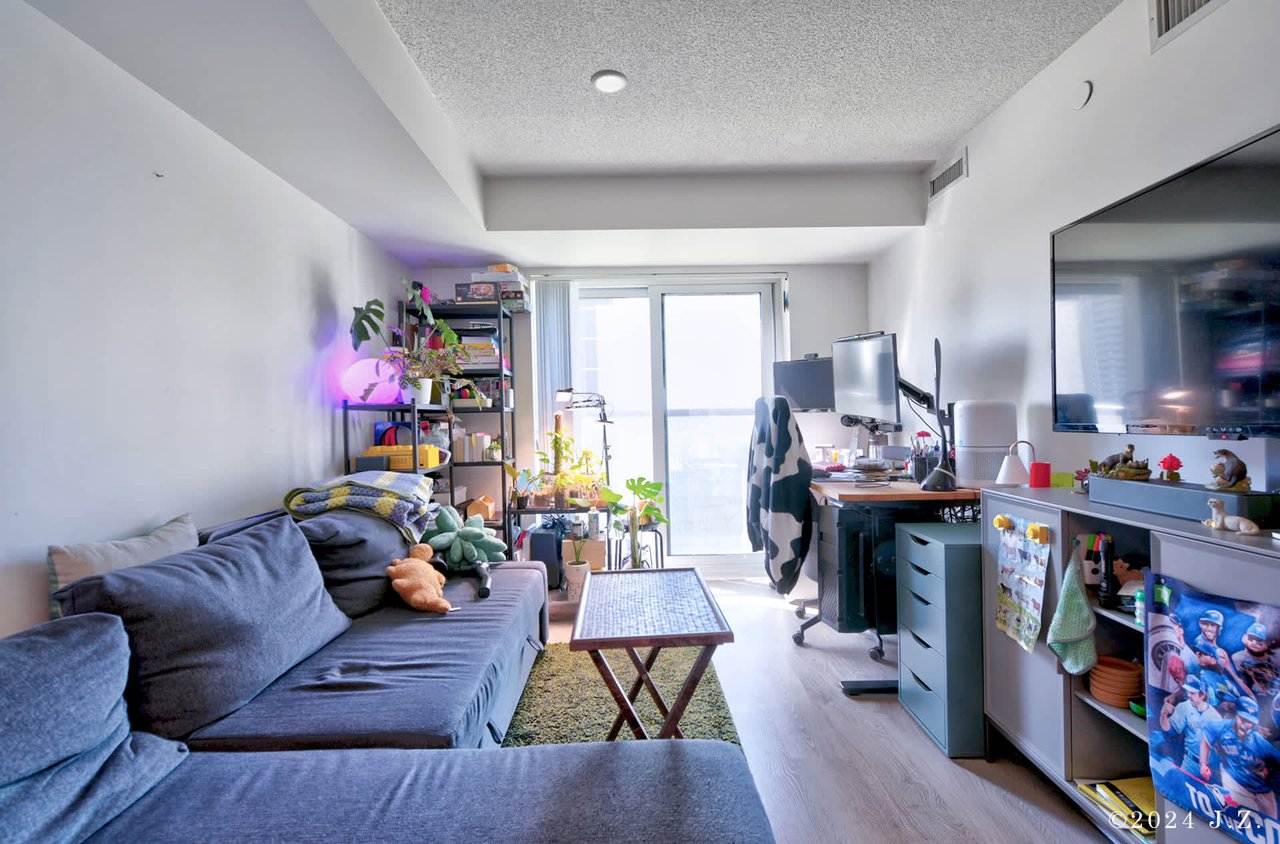 9 Mabelle Ave 517