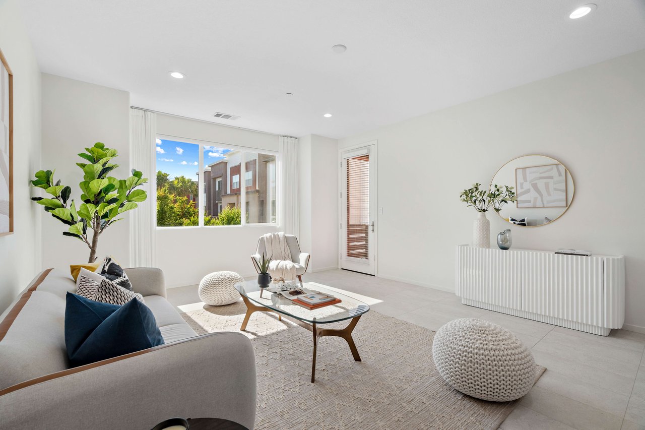 367 Ellicott LOOP