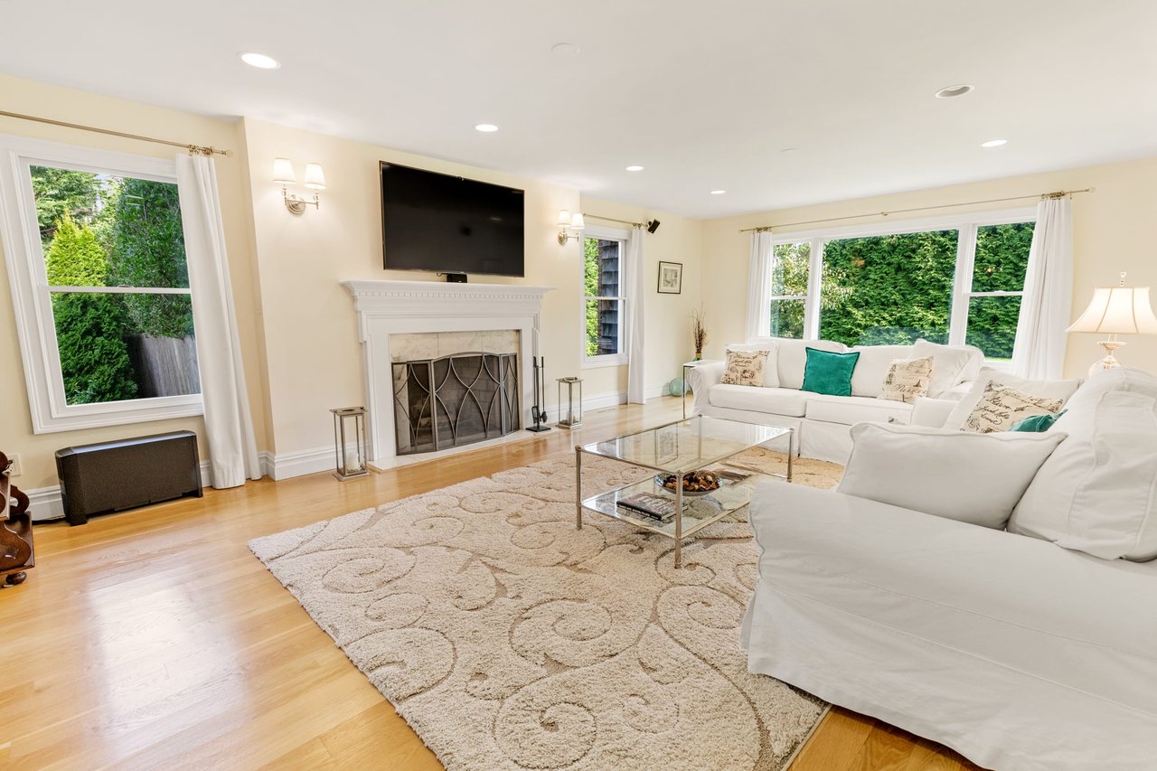 39 Knollwood House