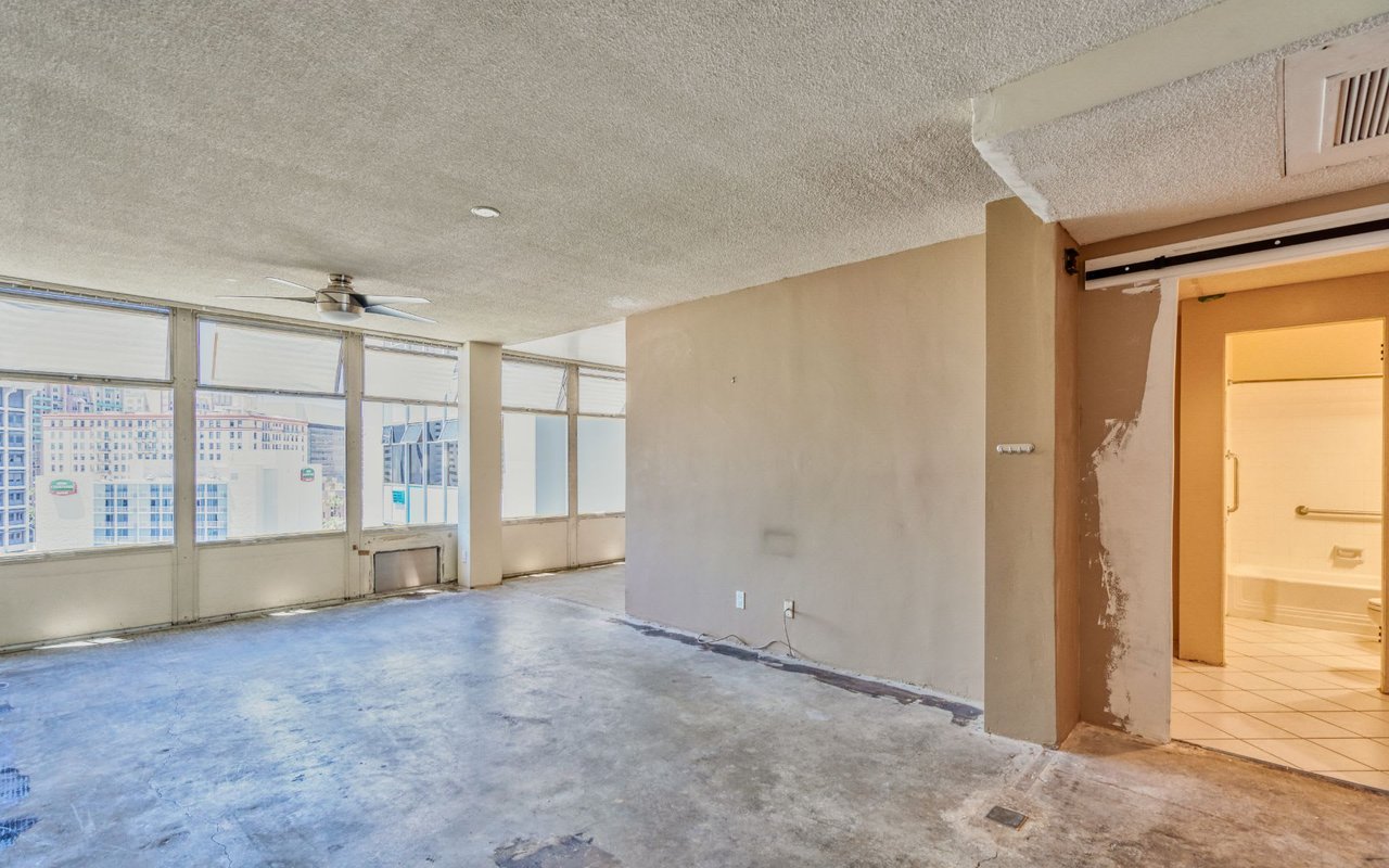 100 Atlantic Avenue Unit: 915