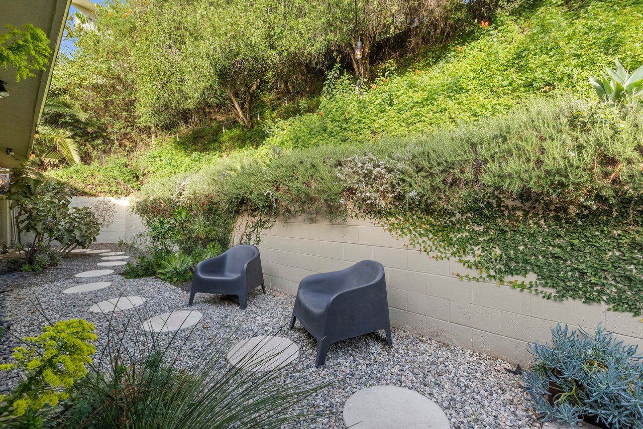 Mid-Century Gem in Upper Beachwood Canyon