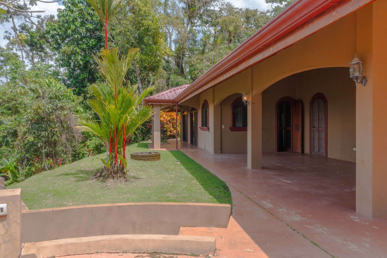 Cascada Azul Ocean View Home 