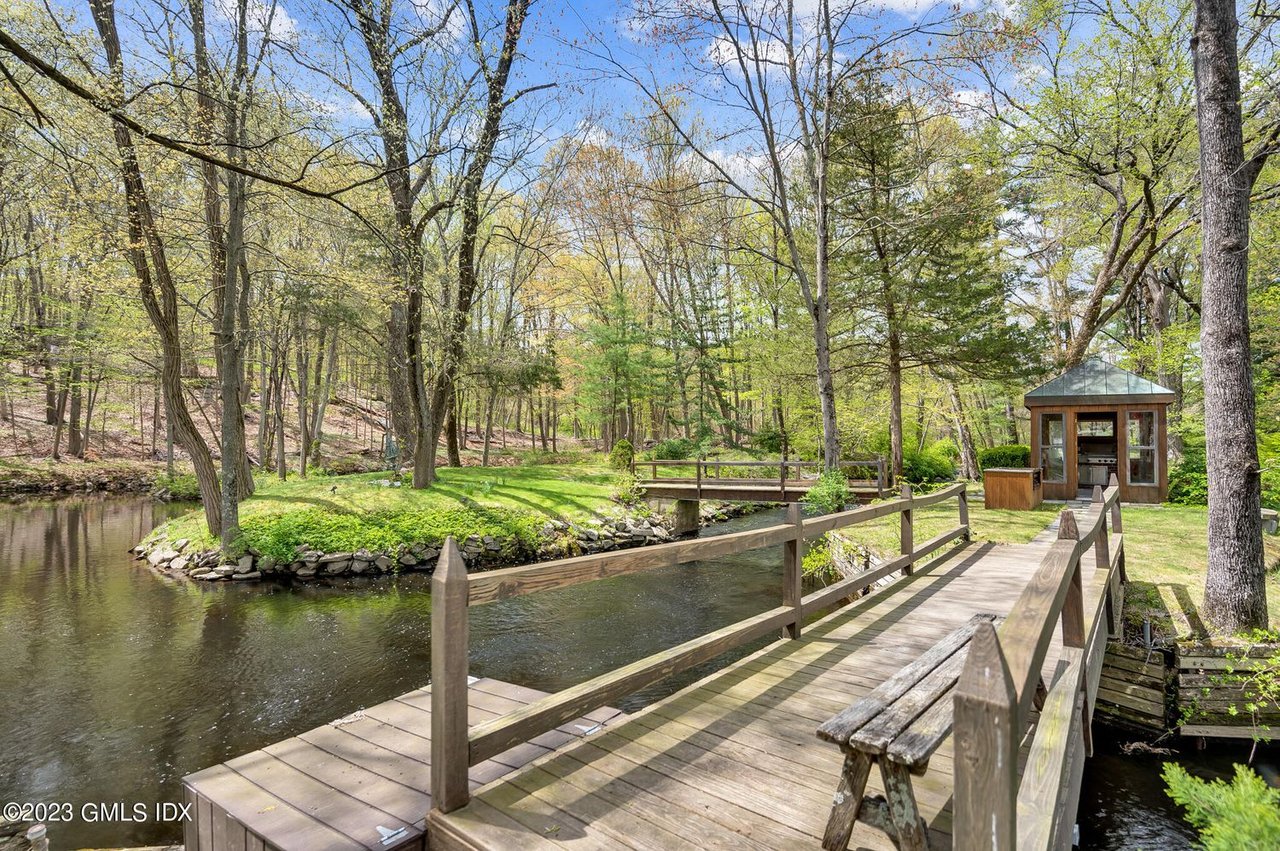 294 Riversville Rd