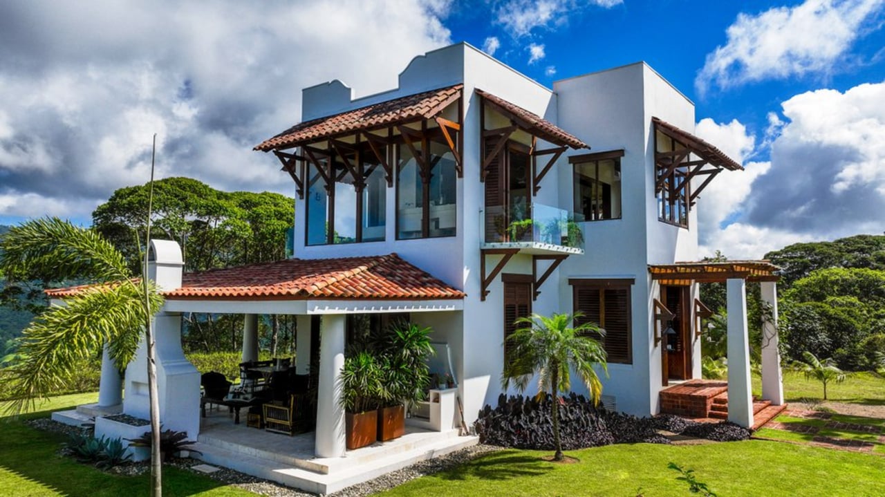 Colonial Estate Building Sites, Dominical, Puntarenas