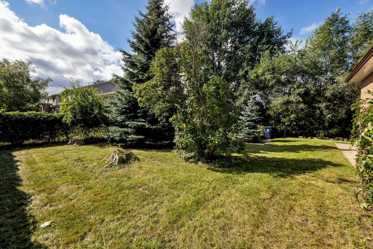 89 Codsell Ave
