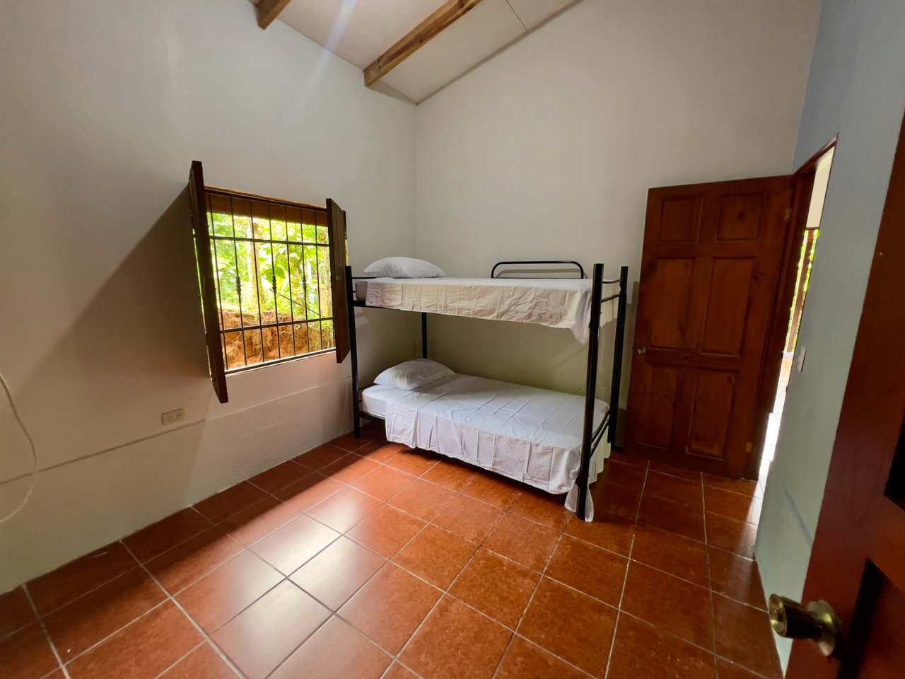 Cozy Mountain Cabin, Dominical, Puntarenas