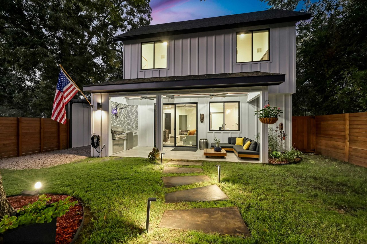 3411 Neal St. #2