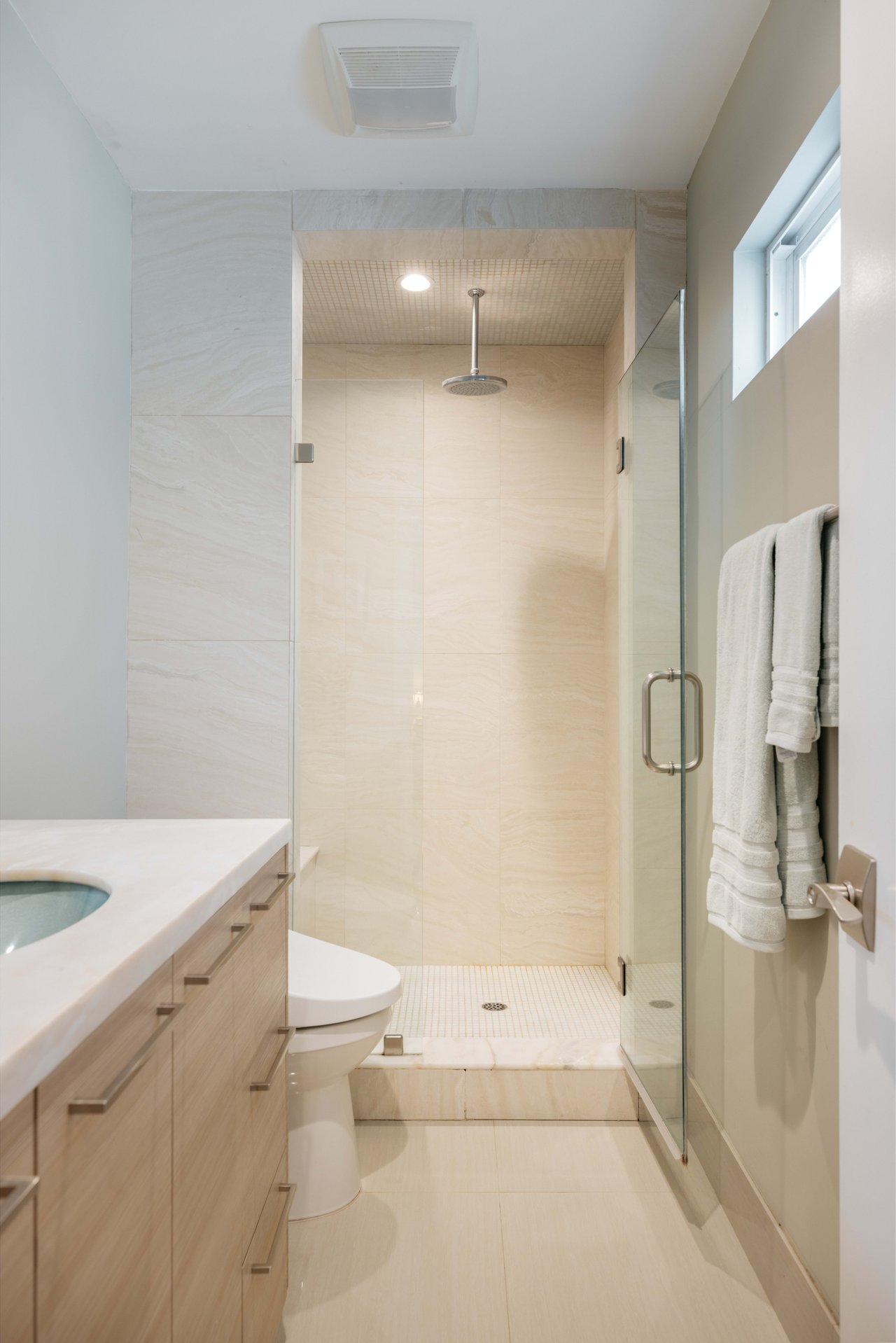 Rare Corner Unit at The Wilshire Barrington