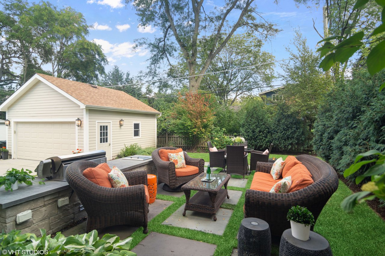 533 Prairie Avenue