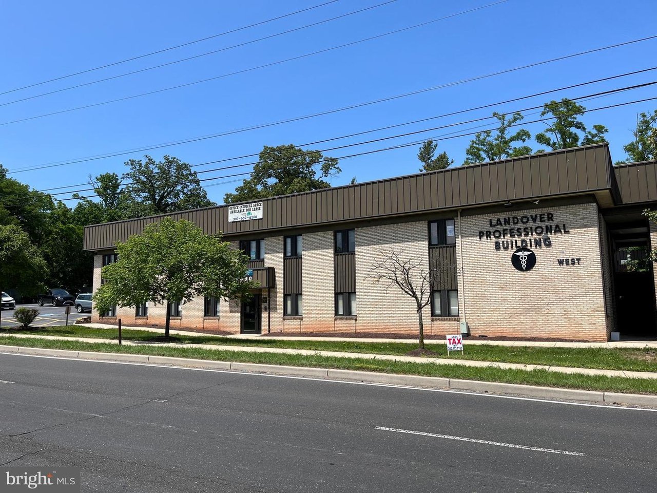 6490-6492 Landover Rd