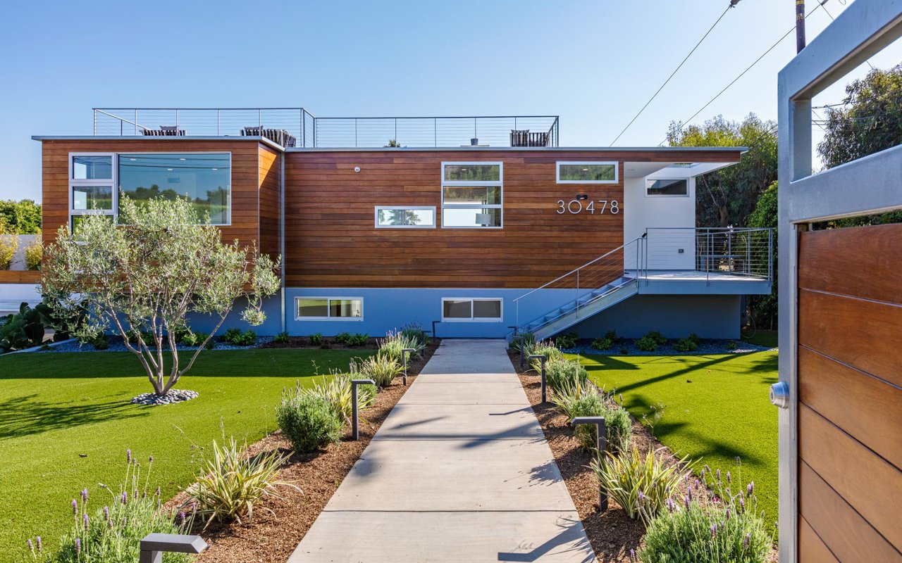 30478 Morning View Dr