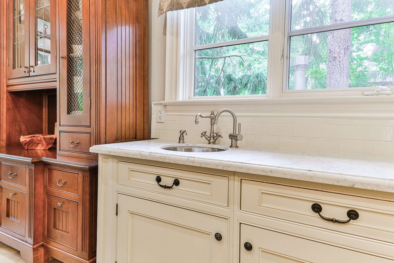 Serene Oasis in Mineola West