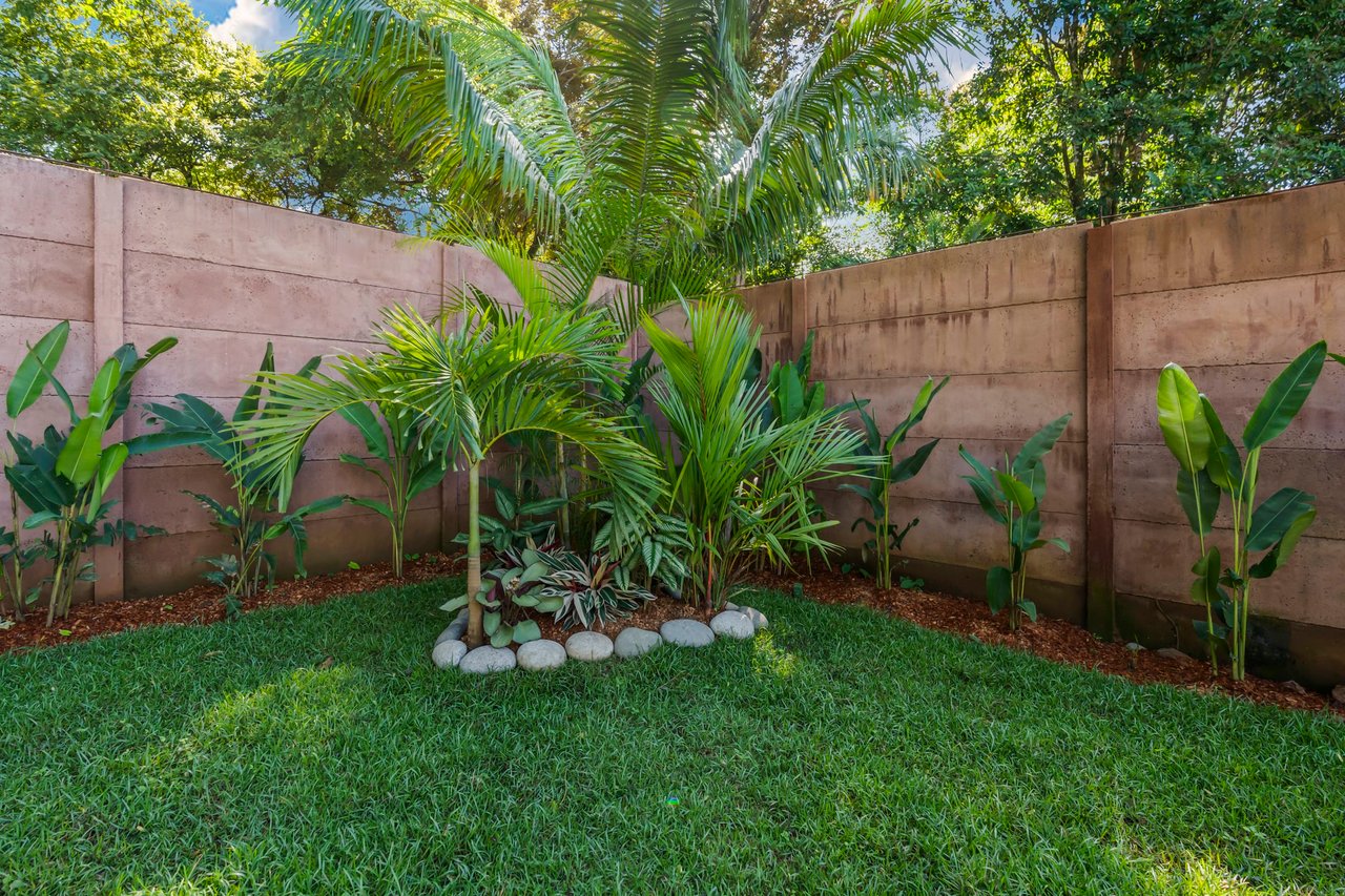 CASA MARINA – CLOSE WALK TO THE BEACH AT PLAYA CHAMAN – 0.14 ACRES
