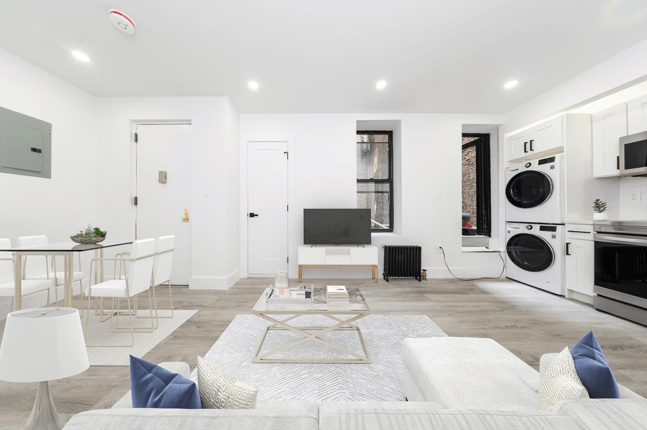 152 Thompson Street, Apt 1-E