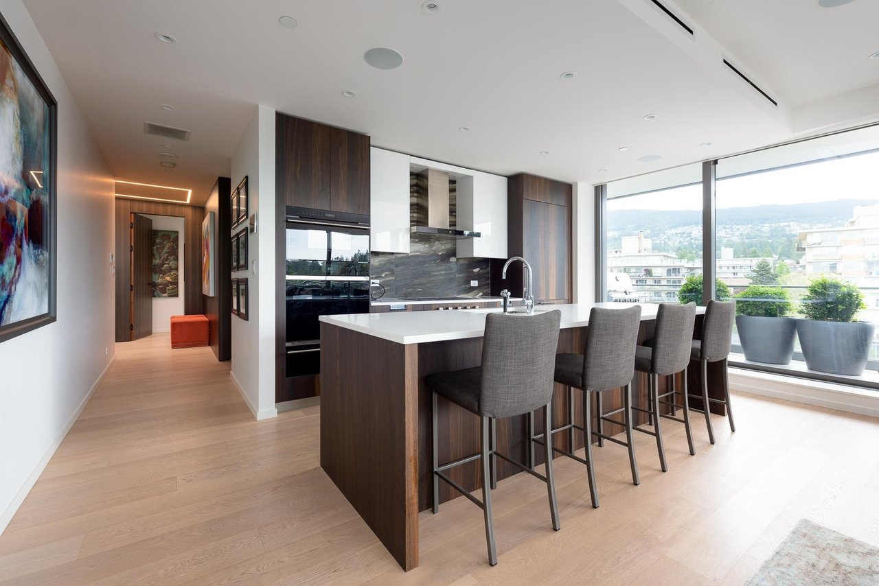 601-1355 Bellevue Ave