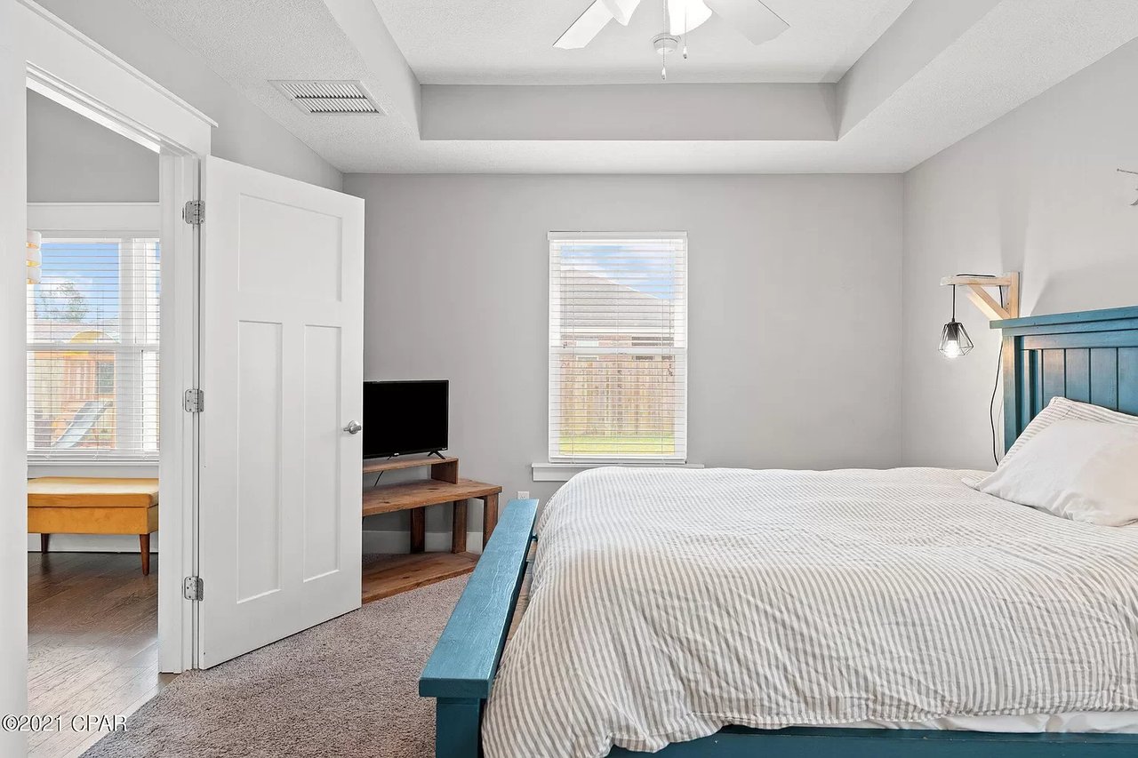3606 AZALEA Court
