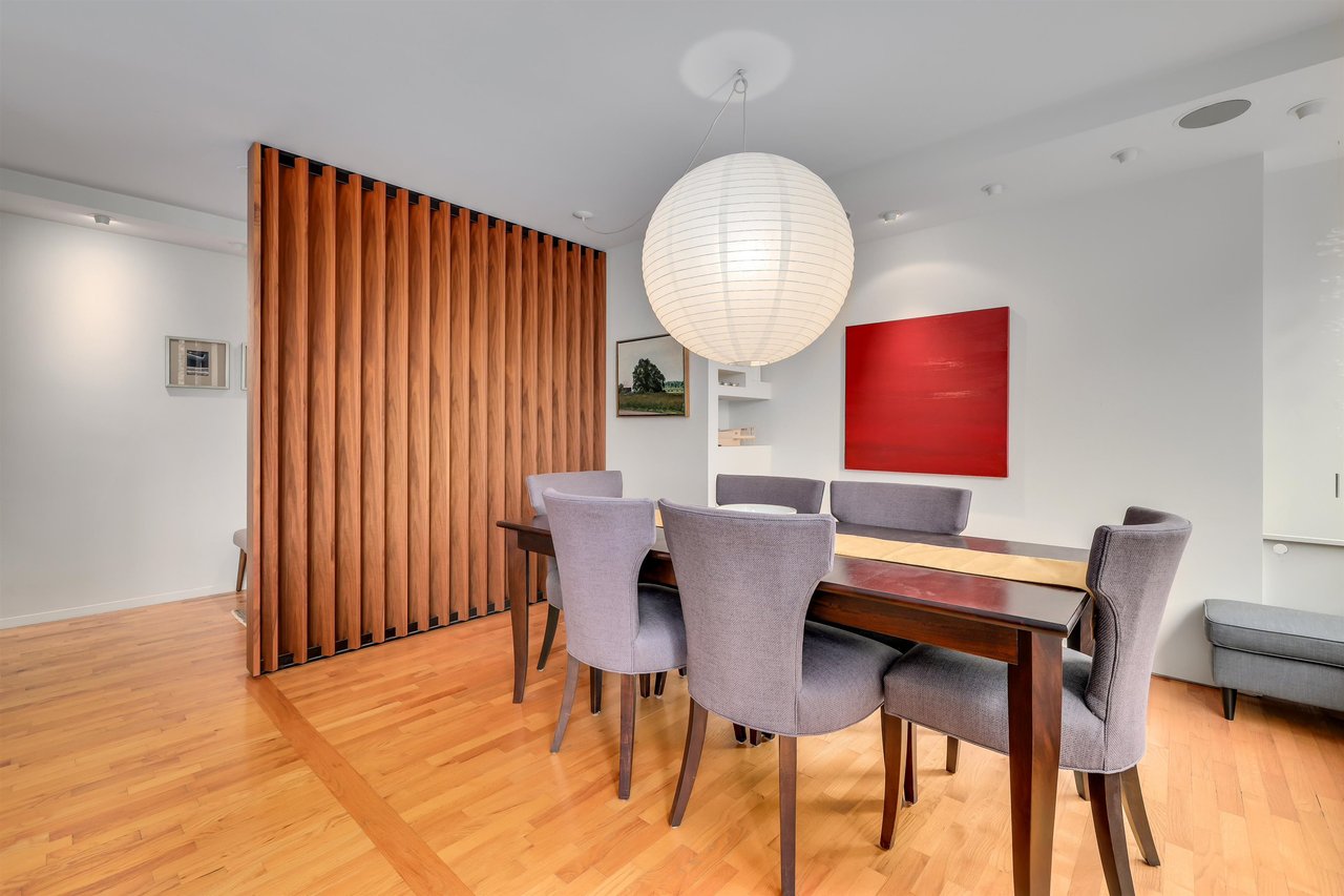 218-1445 Marpole Ave