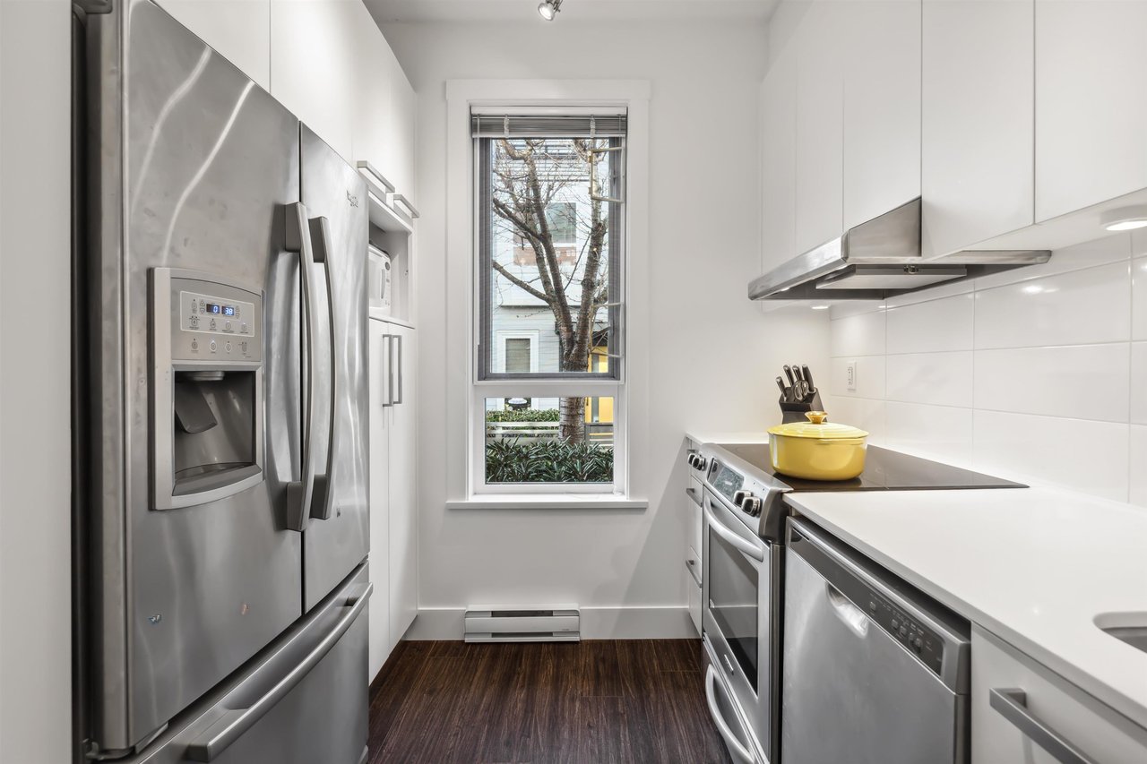 46-6868 Burlington Ave