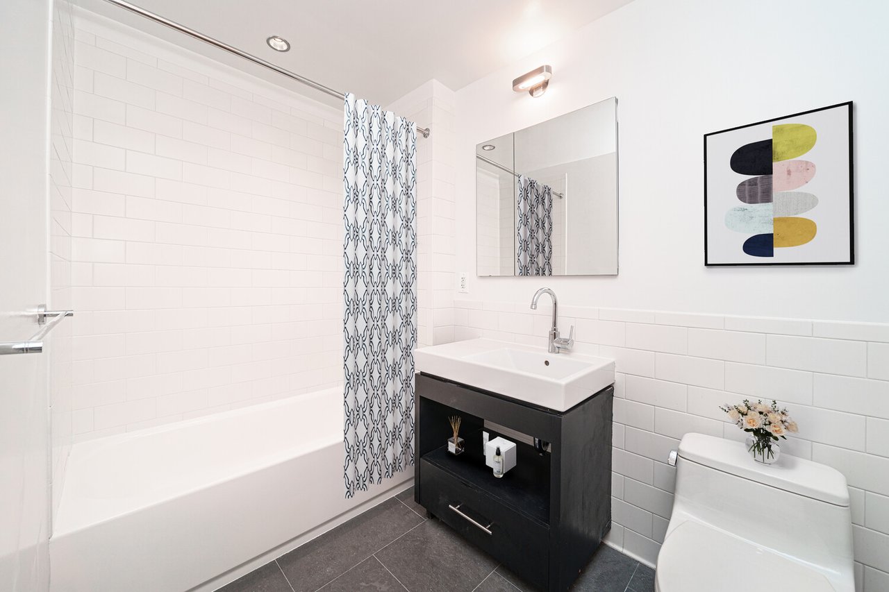 550 West 54th Street, Apt 23U