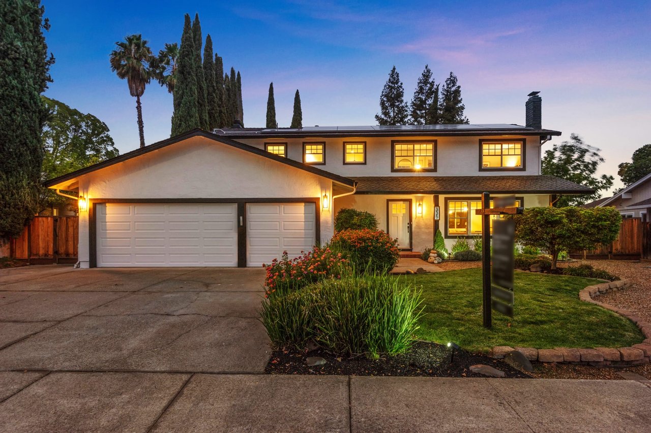 Craftsman meets Modern Farmhouse in Northgate