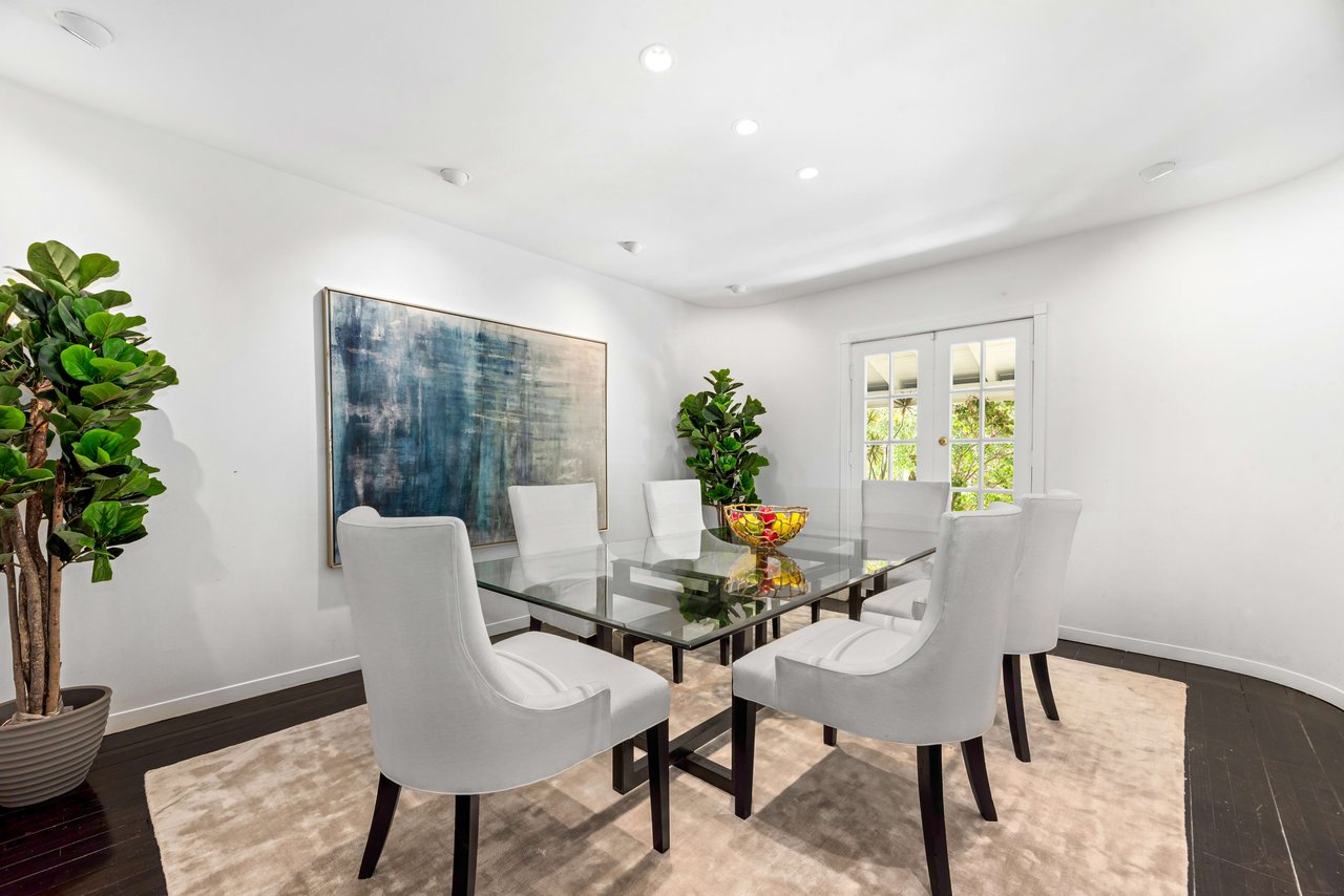 616 Holmby, Little Holmby