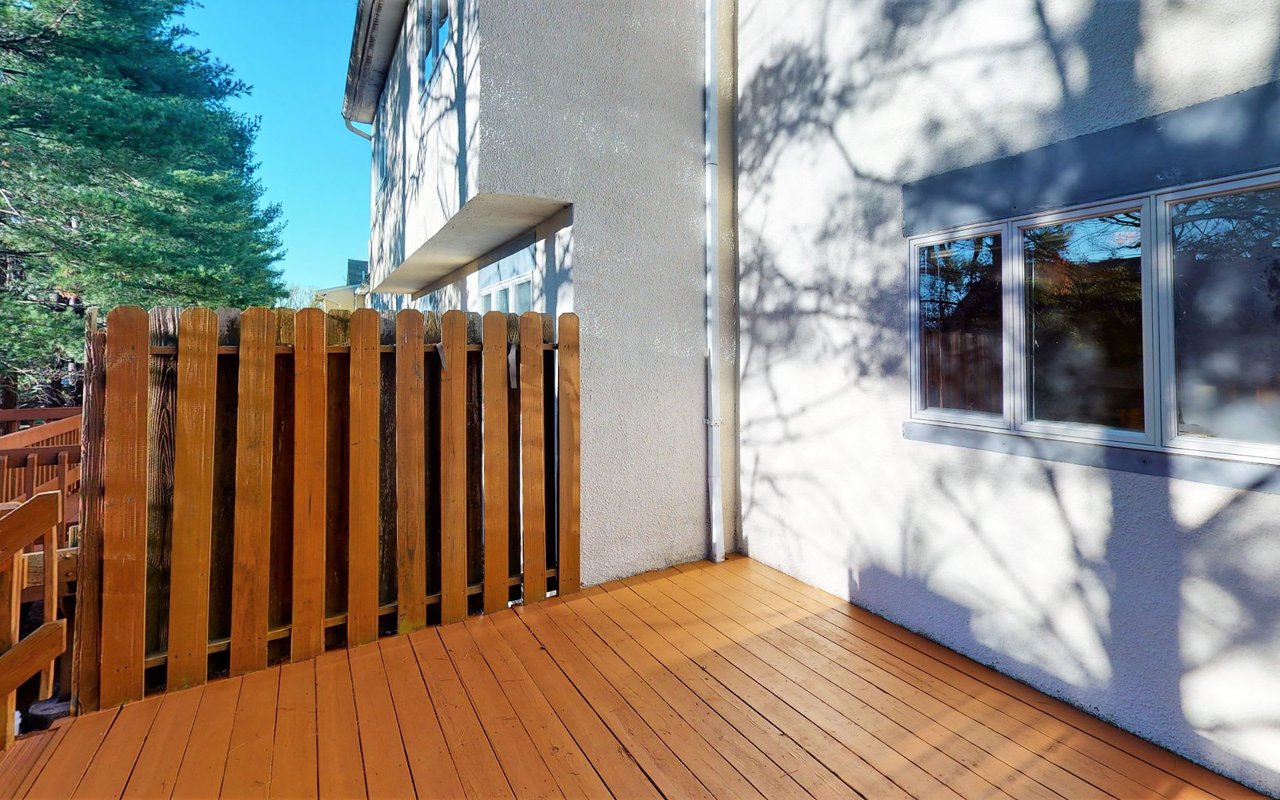 17 EXETER CT