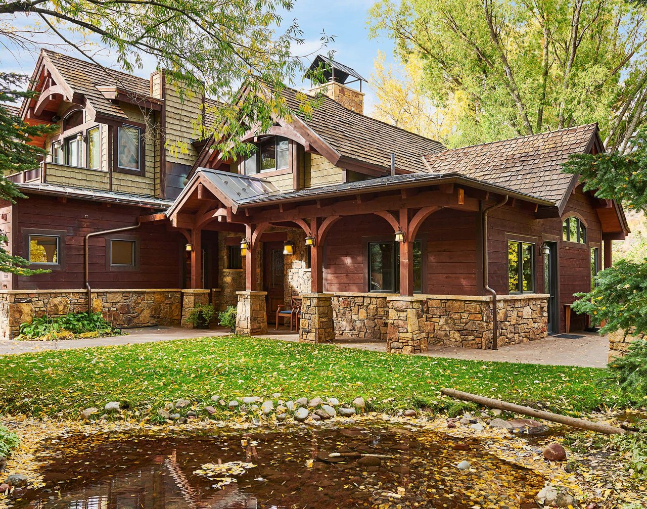 Luxury Home Private and Secluded in Aspen 