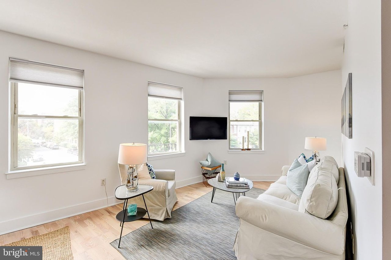 1020 Monroe St NW, # 302