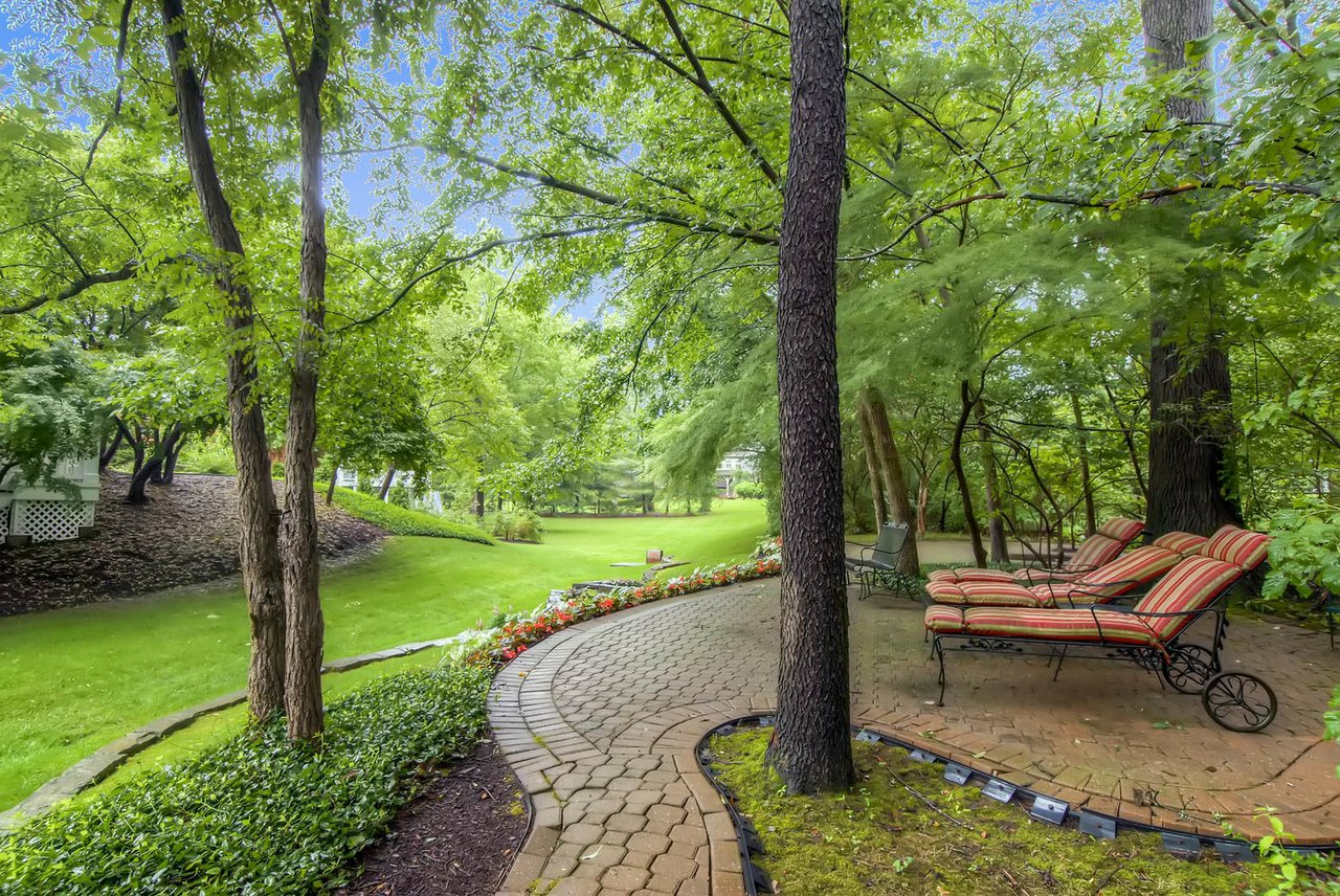 Southern Style, Reverse 2-Story Living with Pool