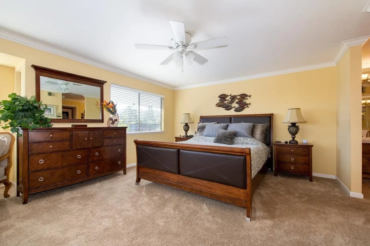 1 Bayview Ave #3