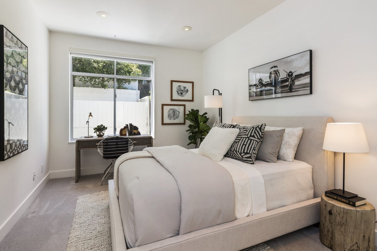 Generously Sized Condo Near Duboce Park