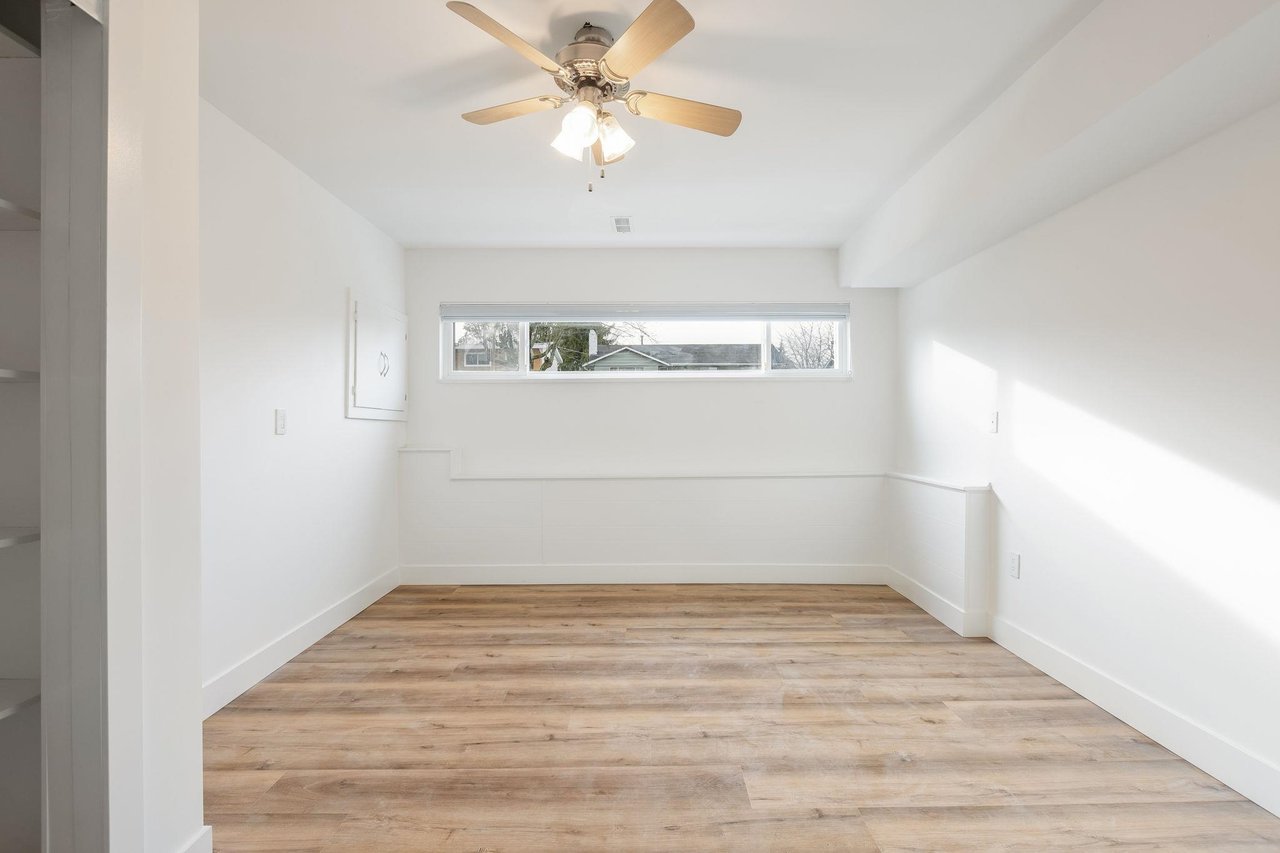11443 87 Ave