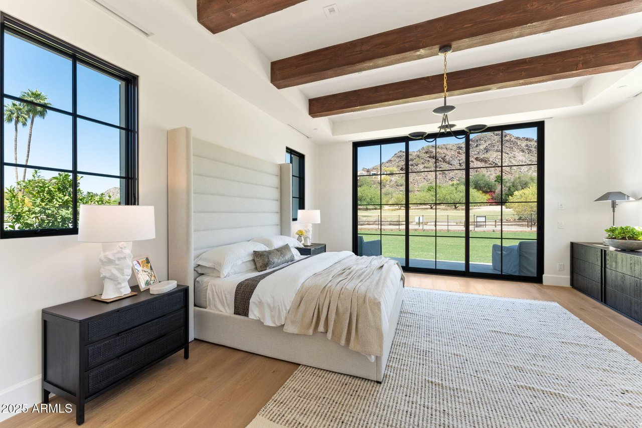 7501 N Eucalyptus Dr