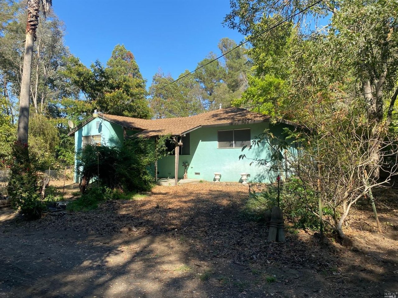 1610 Laguna Rd