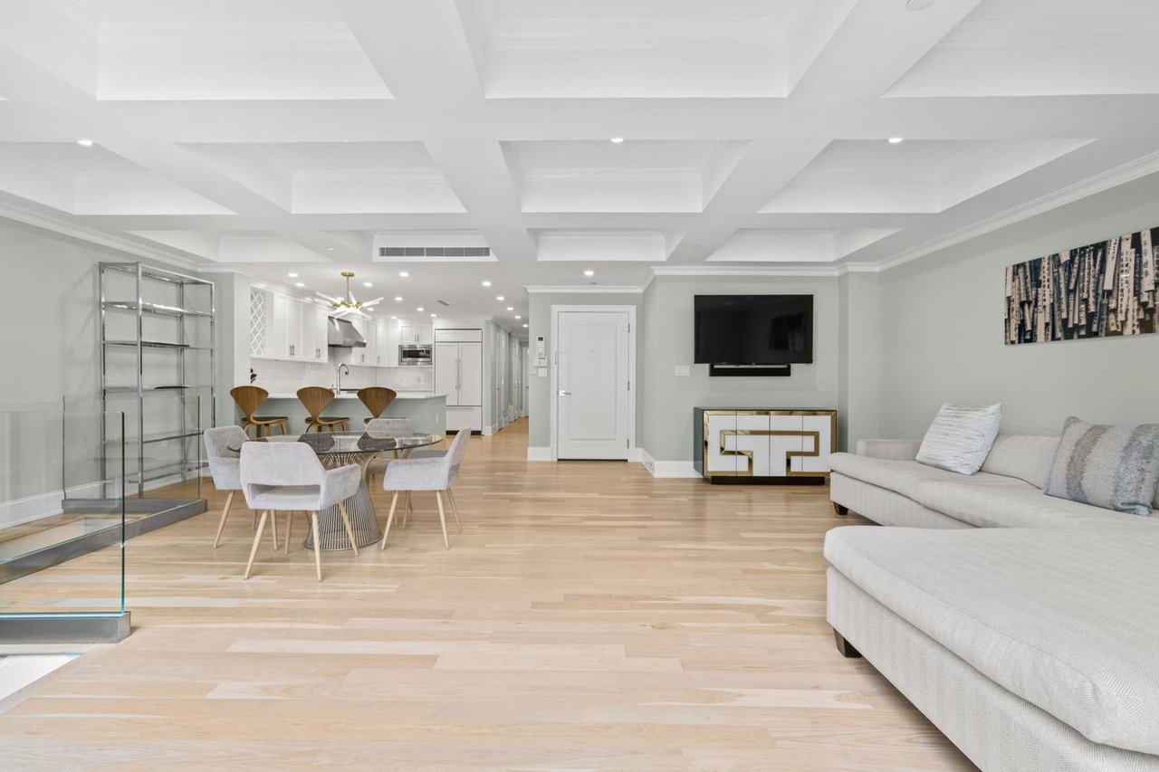 227 East 67th Street, Apt 1