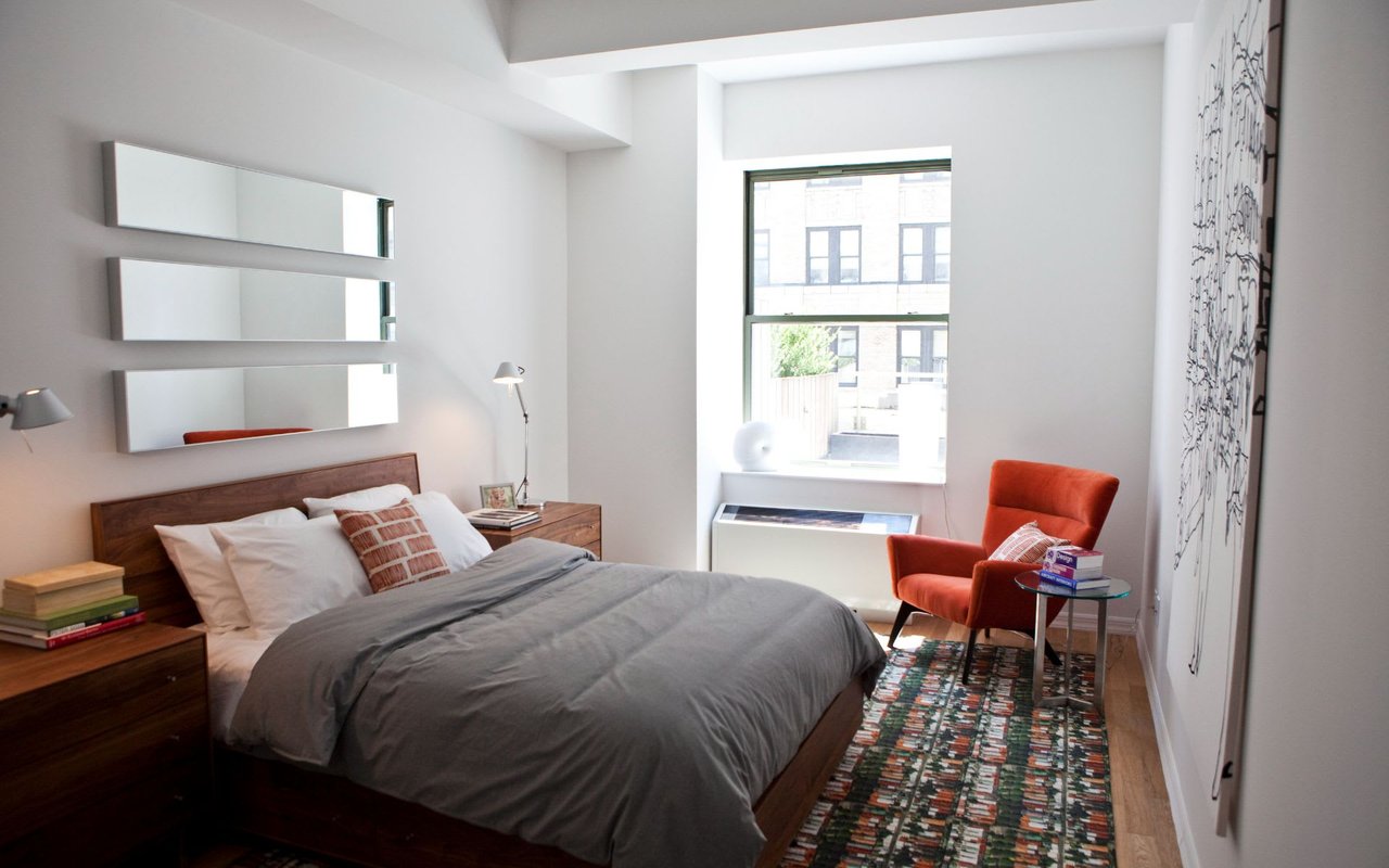 For NYC Homebuyers, Virus Angst Clashes With Fear of Missing Out