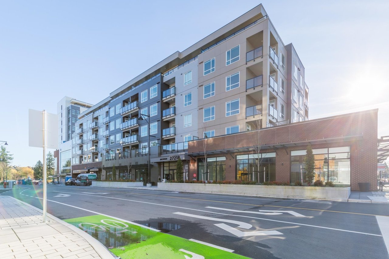207-27218 Aldergrove Town Center Dr