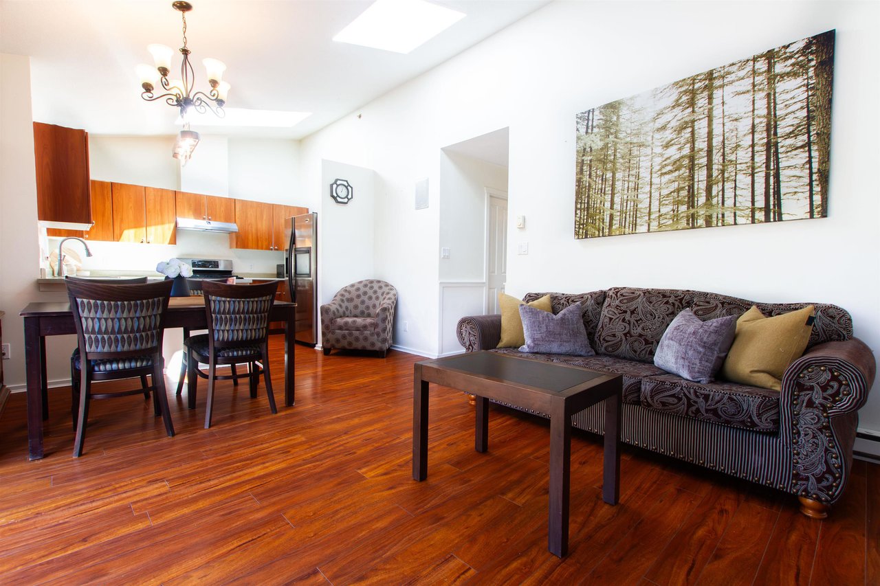 87-1821 Willow Cres