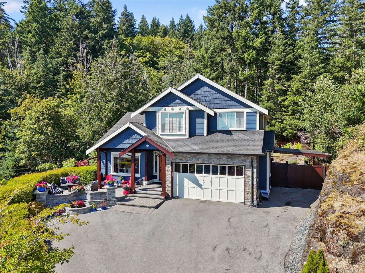 630 Granrose Terr, Colwood